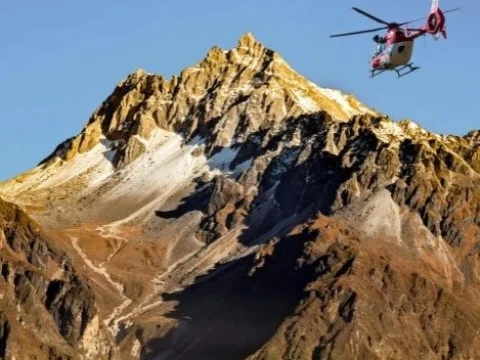 Exploring Ama Yangri by Helicopter: A Scenic Flight Experience