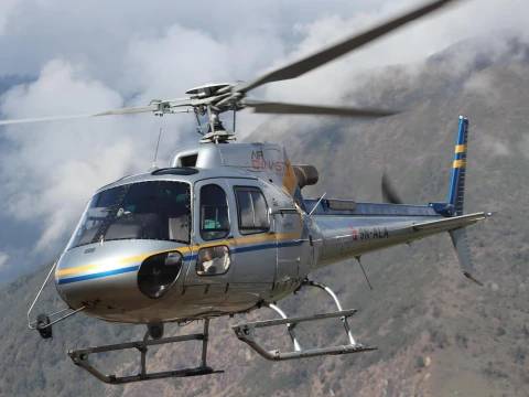 From Lobuche to Kathmandu: Experience Nepal’s Himalayan Helicopter Flight