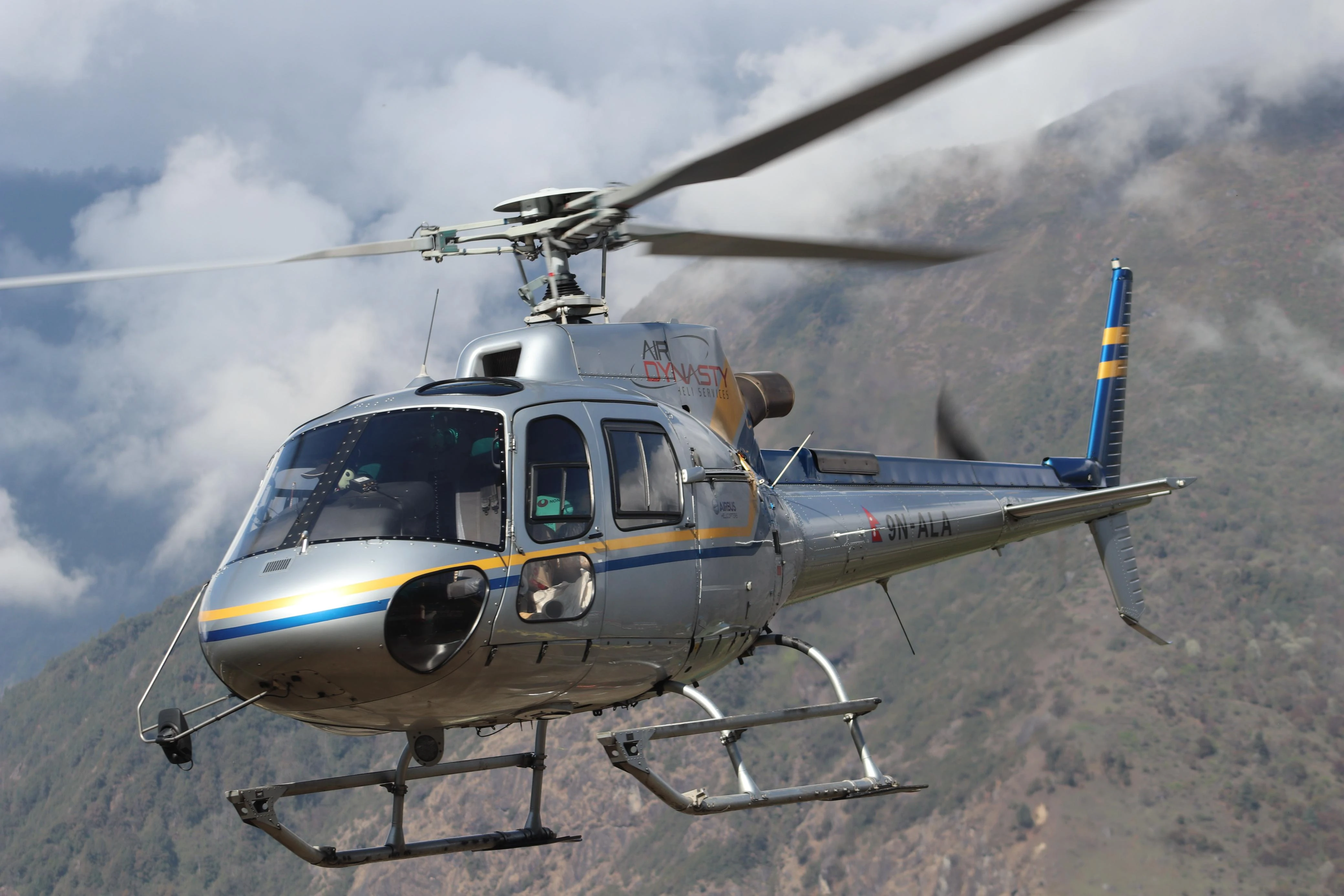 Kothe to Lukla Helicopter Flight